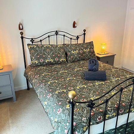 Foxy View In Dingle Town! Villa Bagian luar foto
